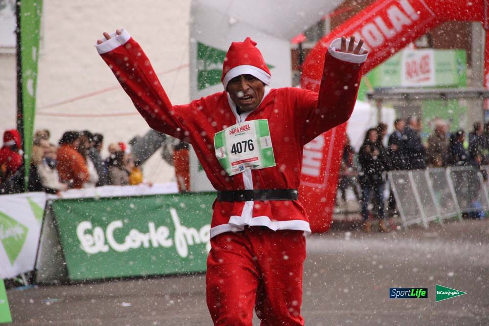 Galería de la Carrera de Papá Noel, ambiente, salida y entra en meta hasta el minuto 25