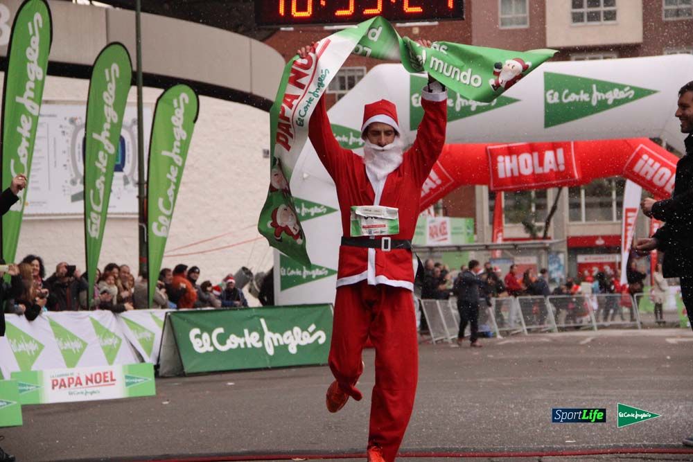 Galería de la Carrera de Papá Noel, ambiente, salida y entra en meta hasta el minuto 25