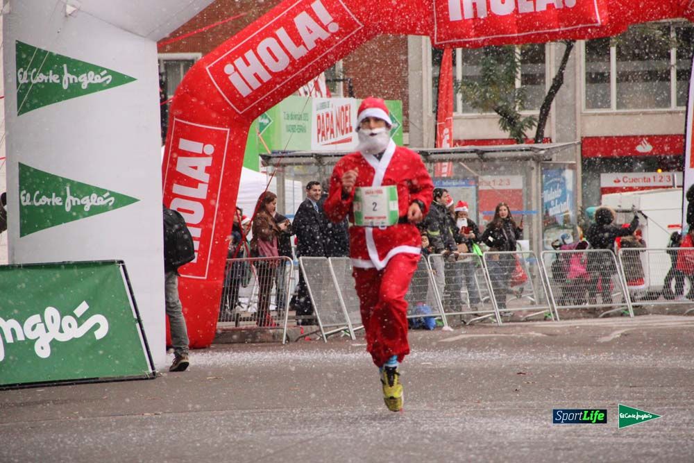 Galería de la Carrera de Papá Noel, ambiente, salida y entra en meta hasta el minuto 25