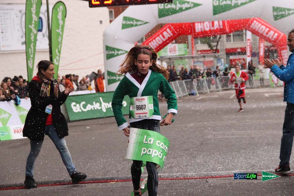Galería de la Carrera de Papá Noel, ambiente, salida y entra en meta hasta el minuto 25