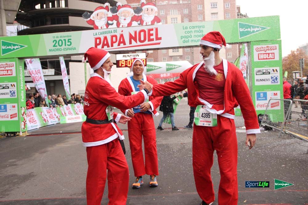 Galería de la Carrera de Papá Noel, ambiente, salida y entra en meta hasta el minuto 25