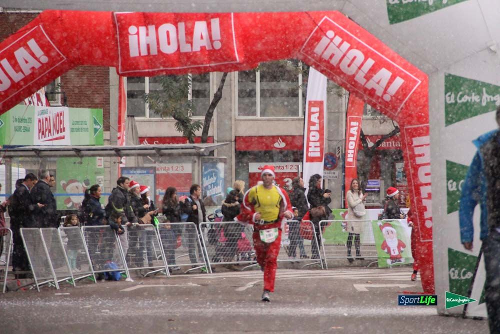 Galería de la Carrera de Papá Noel, ambiente, salida y entra en meta hasta el minuto 25