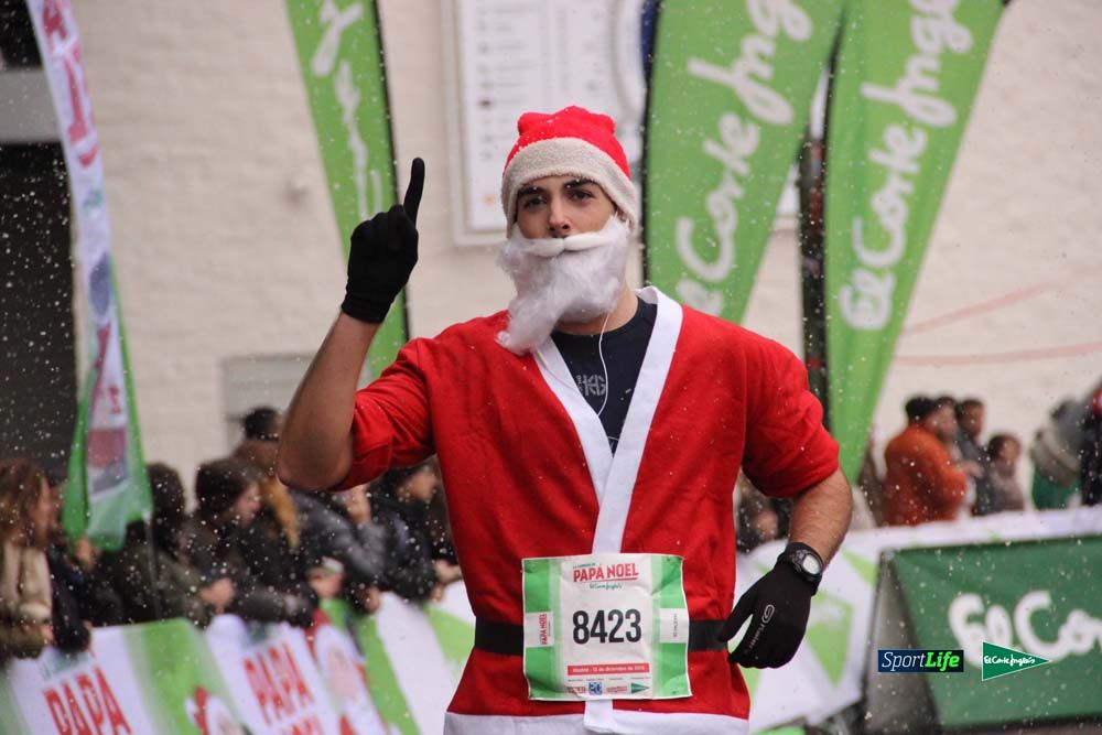 Galería de la Carrera de Papá Noel, ambiente, salida y entra en meta hasta el minuto 25