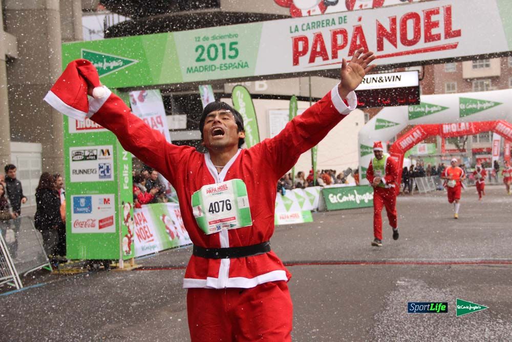 Galería de la Carrera de Papá Noel, ambiente, salida y entra en meta hasta el minuto 25