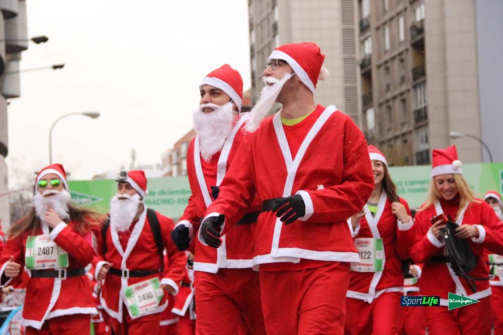 Galería de la Carrera de Papá Noel, ambiente, salida y entra en meta hasta el minuto 25