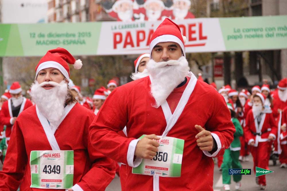 Galería de la Carrera de Papá Noel, ambiente, salida y entra en meta hasta el minuto 25