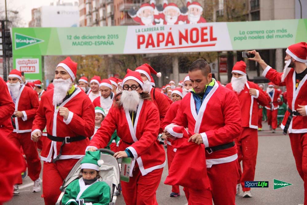 Galería de la Carrera de Papá Noel, ambiente, salida y entra en meta hasta el minuto 25