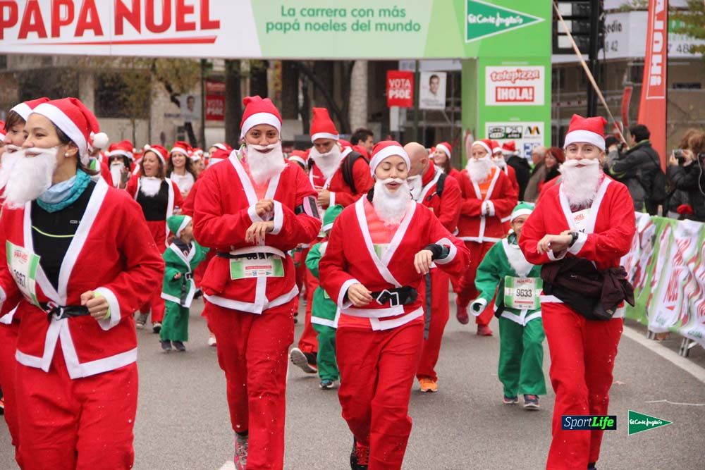 Galería de la Carrera de Papá Noel, ambiente, salida y entra en meta hasta el minuto 25