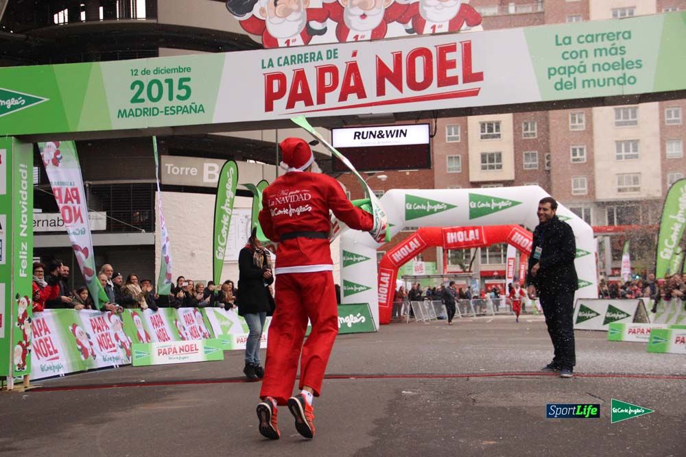 Galería de la Carrera de Papá Noel, ambiente, salida y entra en meta hasta el minuto 25