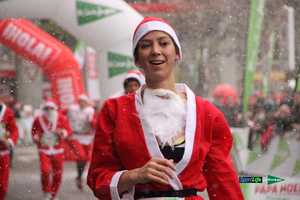 Galería de la Carrera de Papá Noel, ambiente, salida y entra en meta hasta el minuto 25