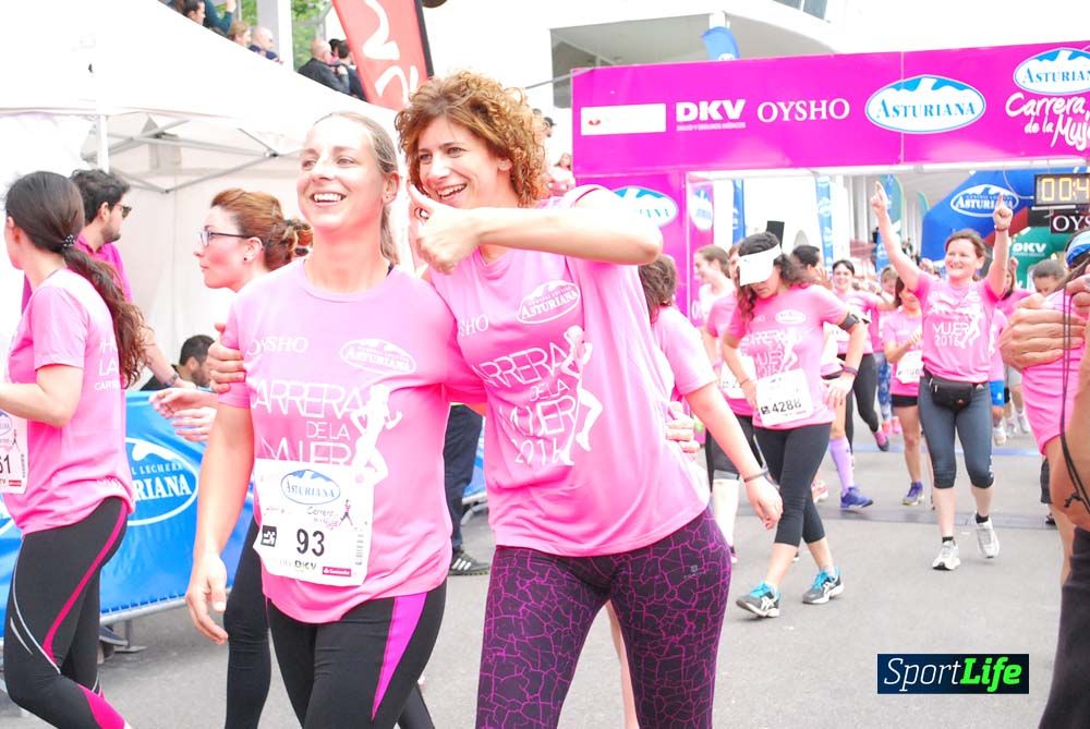 Carrera de la Mujer de Gijón meta 3 (de 41:44 a 45:40))