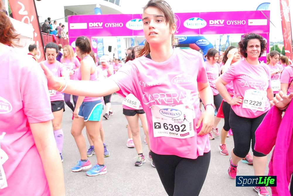 Carrera de la Mujer de Gijón meta 3 (de 41:44 a 45:40))