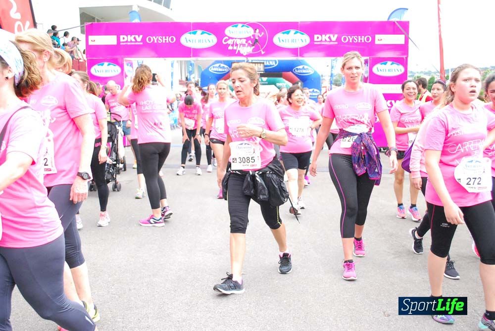 Carrera de la Mujer de Gijón meta 3 (de 41:44 a 45:40))