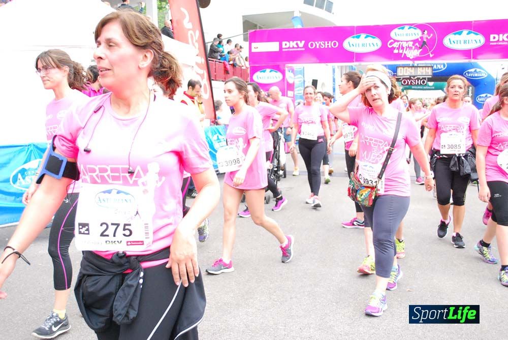 Carrera de la Mujer de Gijón meta 3 (de 41:44 a 45:40))