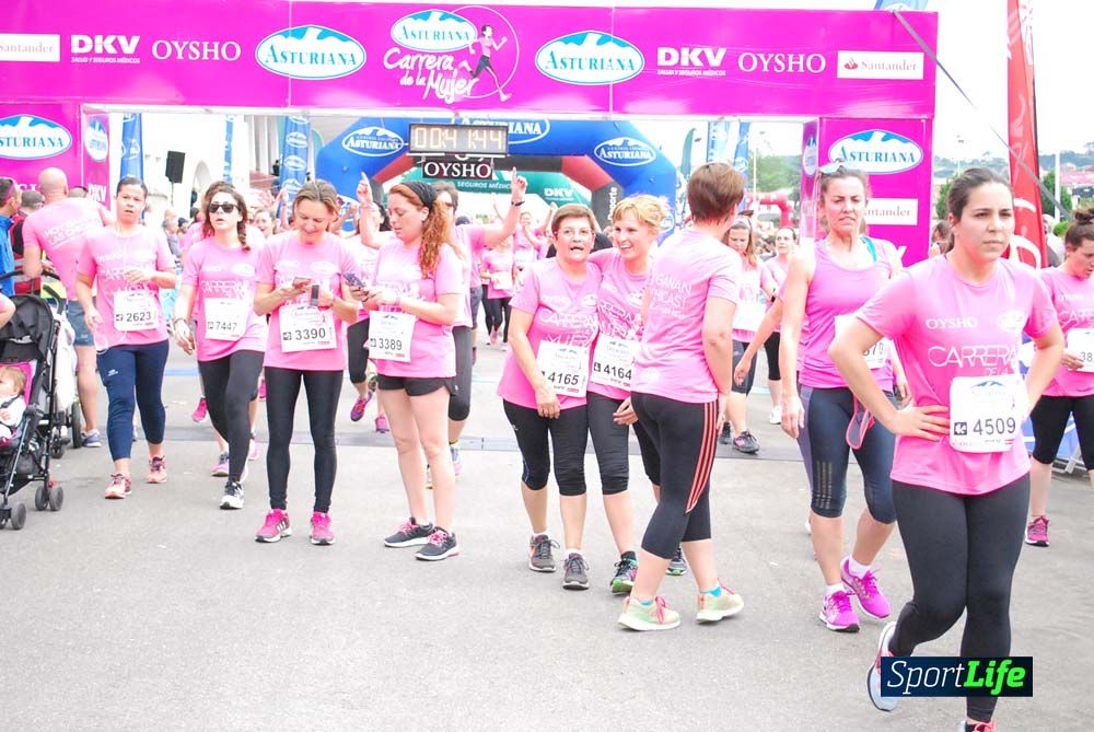 Carrera de la Mujer de Gijón meta 3 (de 41:44 a 45:40))