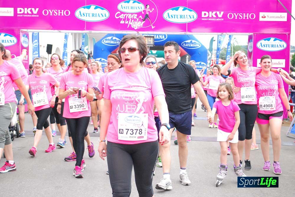 Carrera de la Mujer de Gijón meta 3 (de 41:44 a 45:40))