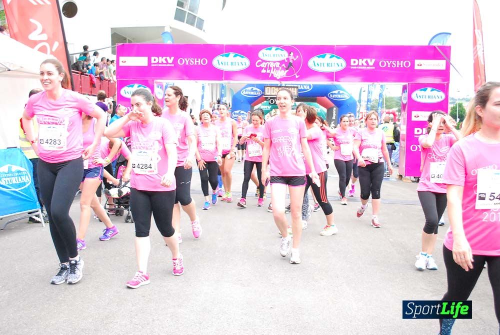 Carrera de la Mujer de Gijón meta 3 (de 41:44 a 45:40))