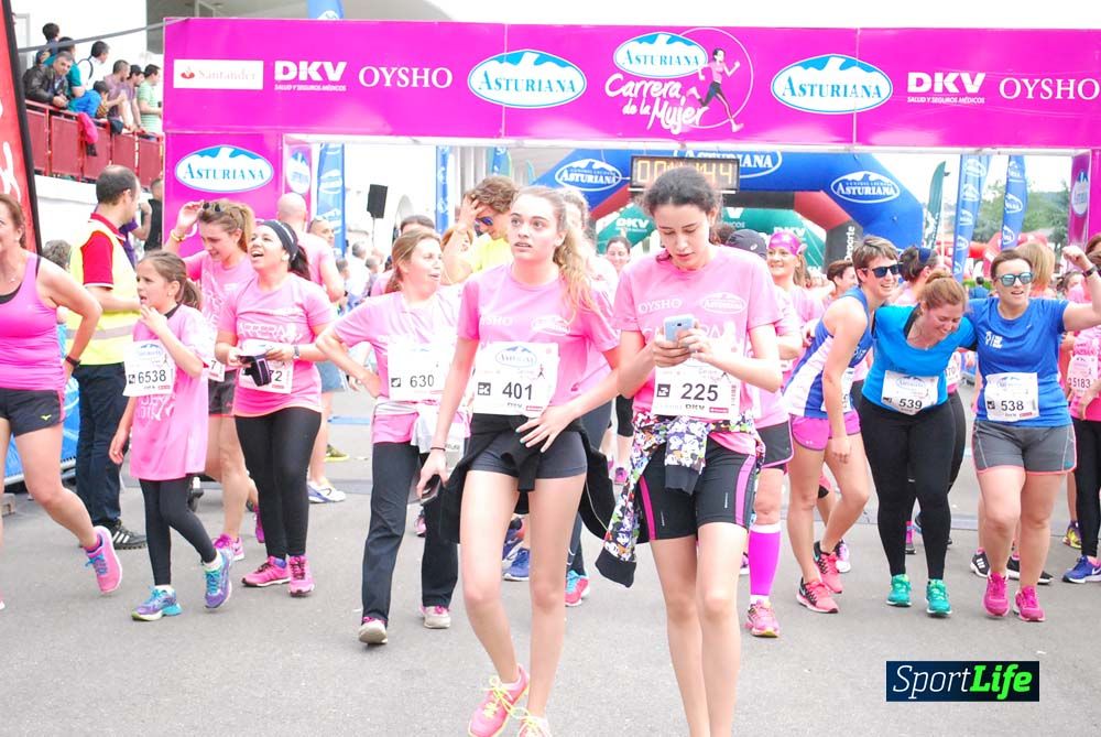 Carrera de la Mujer de Gijón meta 3 (de 41:44 a 45:40))