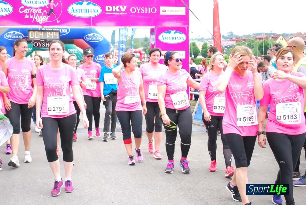 Carrera de la Mujer de Gijón meta 3 (de 41:44 a 45:40))