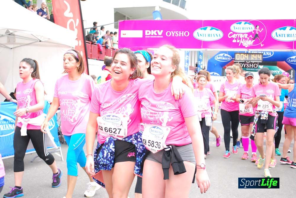 Carrera de la Mujer de Gijón meta 3 (de 41:44 a 45:40))