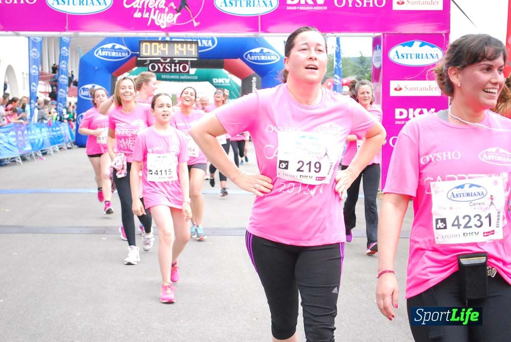 Carrera de la Mujer de Gijón meta 3 (de 41:44 a 45:40))