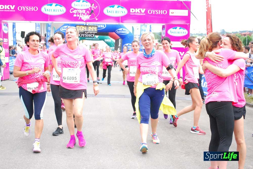 Carrera de la Mujer de Gijón meta 3 (de 41:44 a 45:40))