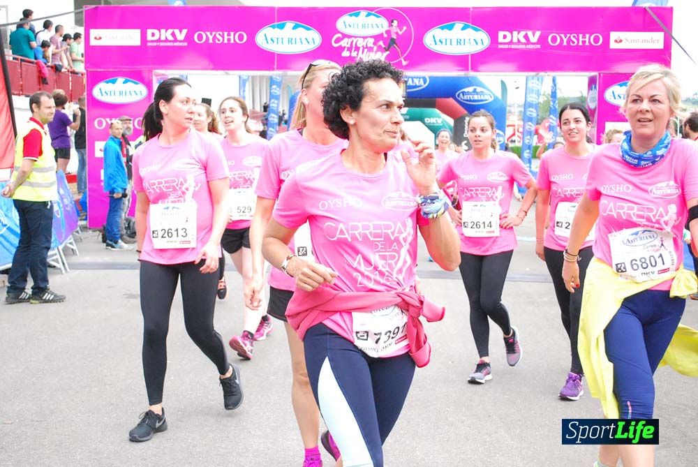 Carrera de la Mujer de Gijón meta 3 (de 41:44 a 45:40))