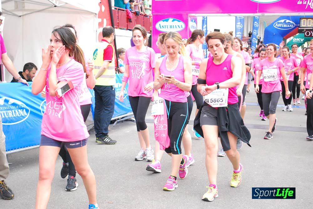 Carrera de la Mujer de Gijón meta 3 (de 41:44 a 45:40))