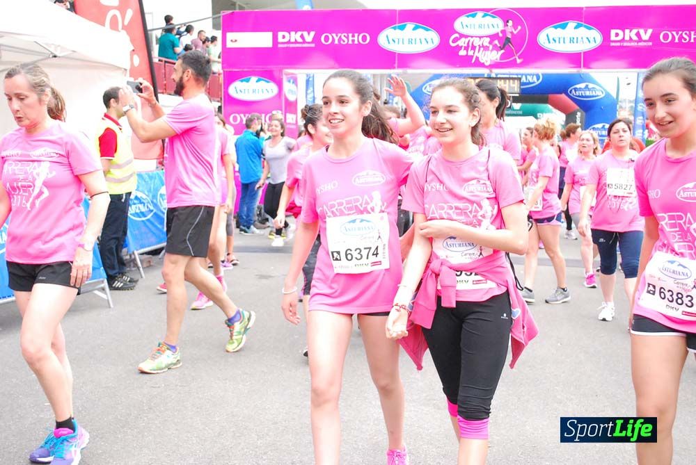 Carrera de la Mujer de Gijón meta 3 (de 41:44 a 45:40))