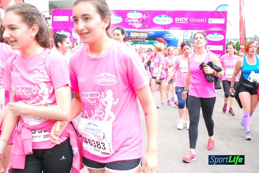 Carrera de la Mujer de Gijón meta 3 (de 41:44 a 45:40))