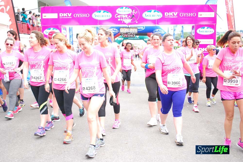 Carrera de la Mujer de Gijón meta 3 (de 41:44 a 45:40))