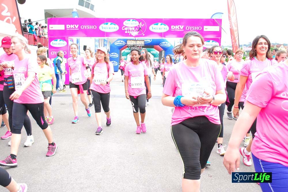 Carrera de la Mujer de Gijón meta 3 (de 41:44 a 45:40))