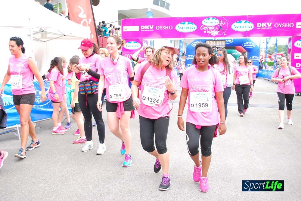 Carrera de la Mujer de Gijón meta 3 (de 41:44 a 45:40))