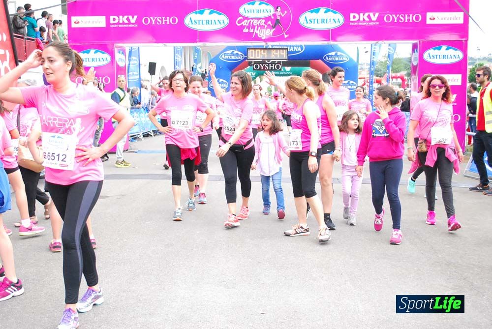Carrera de la Mujer de Gijón meta 3 (de 41:44 a 45:40))