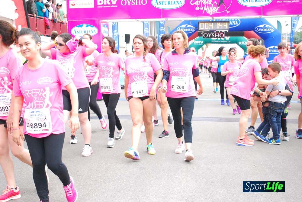 Carrera de la Mujer de Gijón meta 3 (de 41:44 a 45:40))