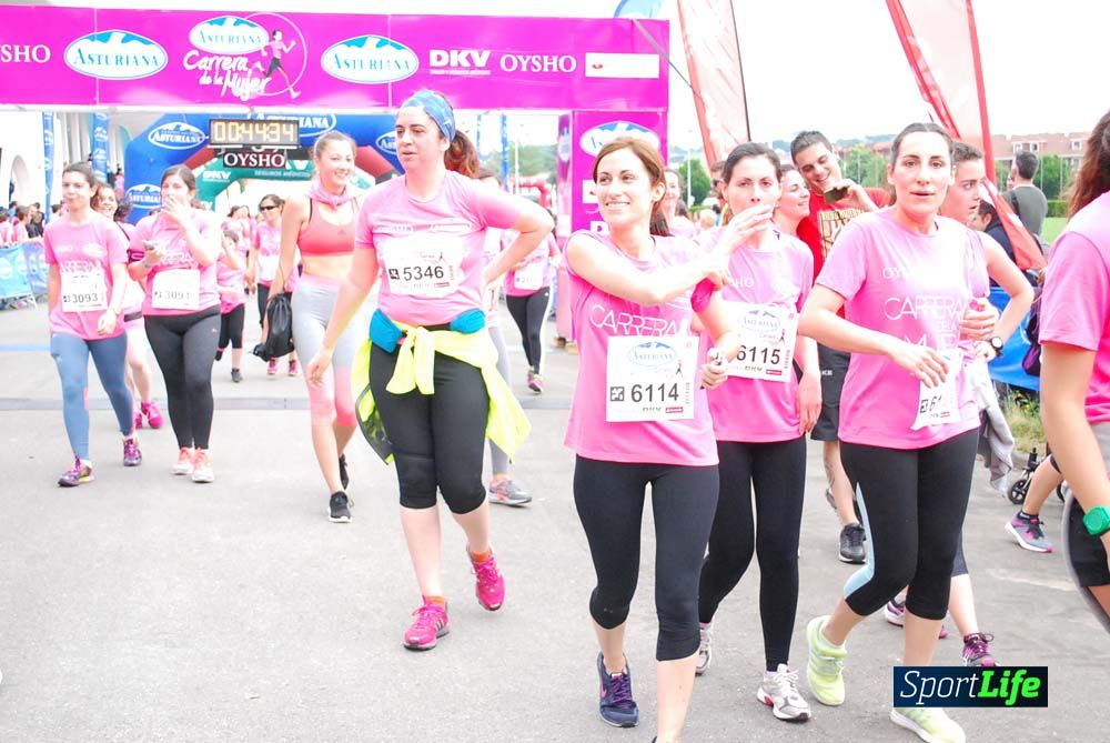 Carrera de la Mujer de Gijón meta 3 (de 41:44 a 45:40))