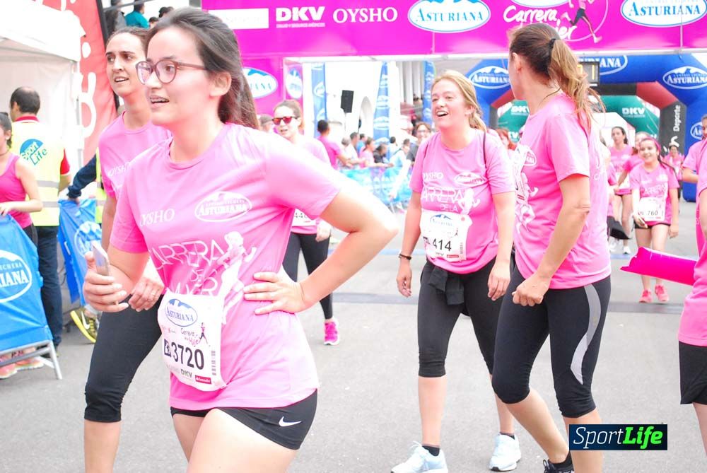 Carrera de la Mujer de Gijón meta 3 (de 41:44 a 45:40))