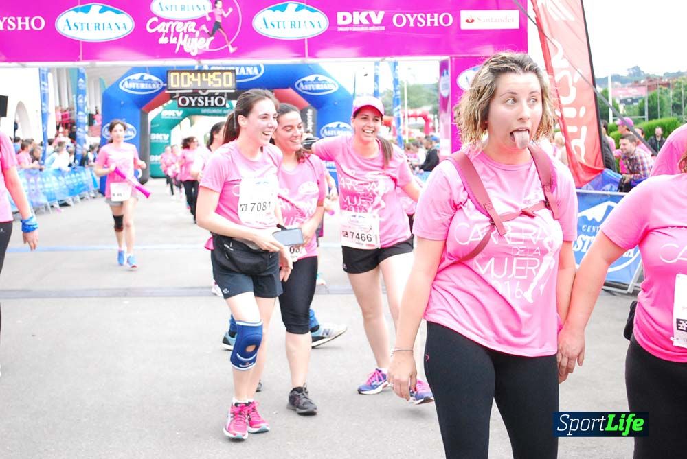 Carrera de la Mujer de Gijón meta 3 (de 41:44 a 45:40))