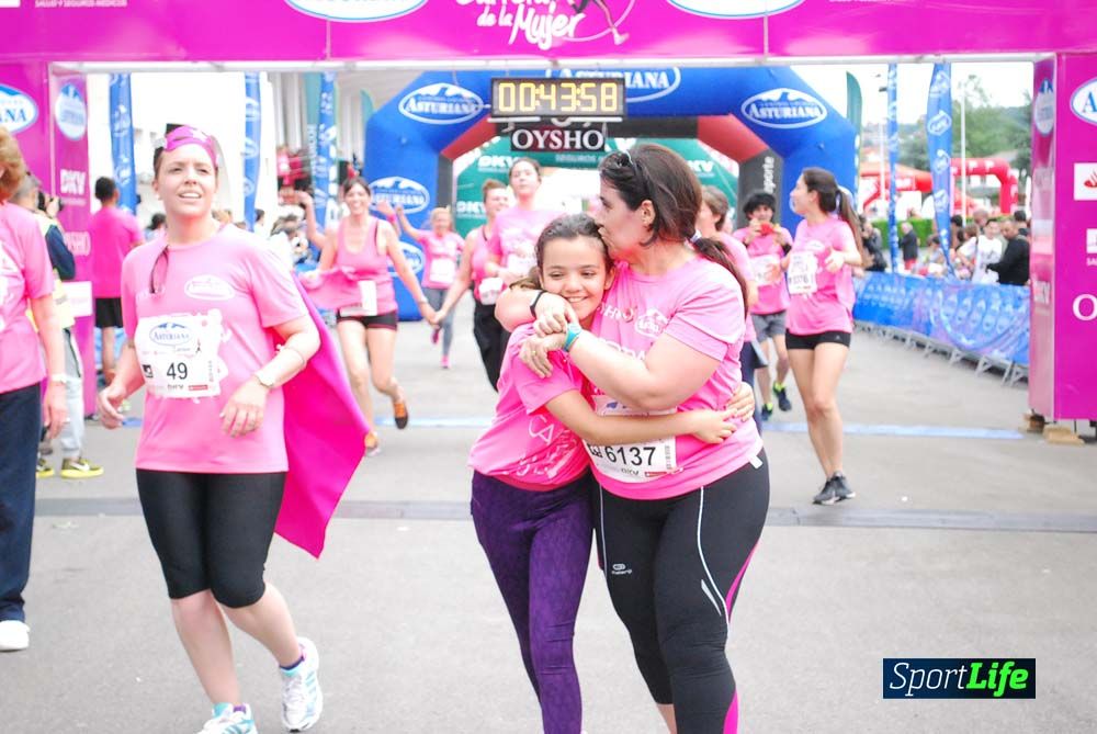 Carrera de la Mujer de Gijón meta 3 (de 41:44 a 45:40))