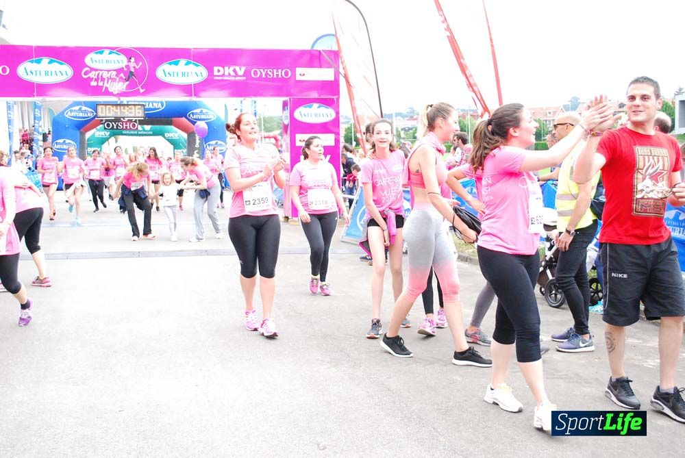 Carrera de la Mujer de Gijón meta 3 (de 41:44 a 45:40))