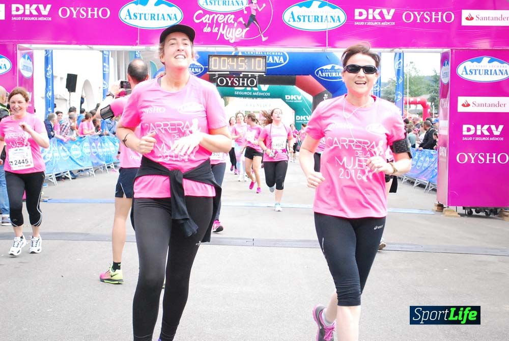 Carrera de la Mujer de Gijón meta 3 (de 41:44 a 45:40))