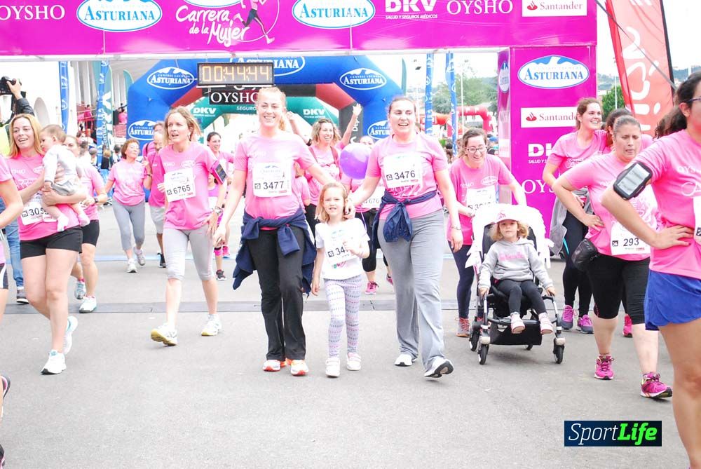 Carrera de la Mujer de Gijón meta 3 (de 41:44 a 45:40))