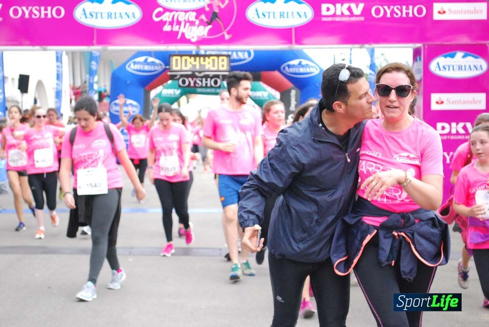 Carrera de la Mujer de Gijón meta 3 (de 41:44 a 45:40))