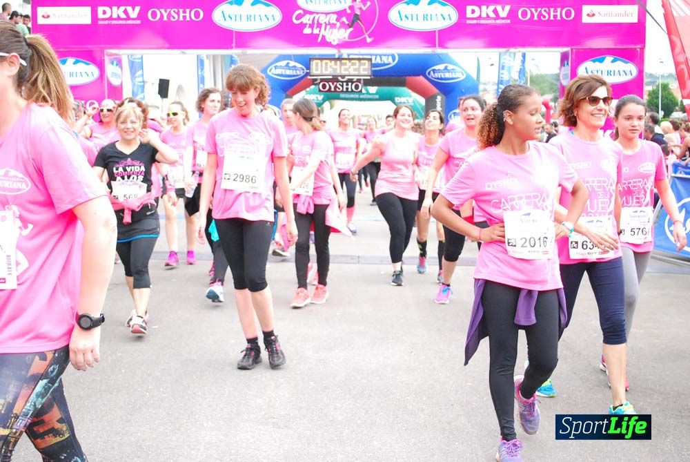 Carrera de la Mujer de Gijón meta 3 (de 41:44 a 45:40))