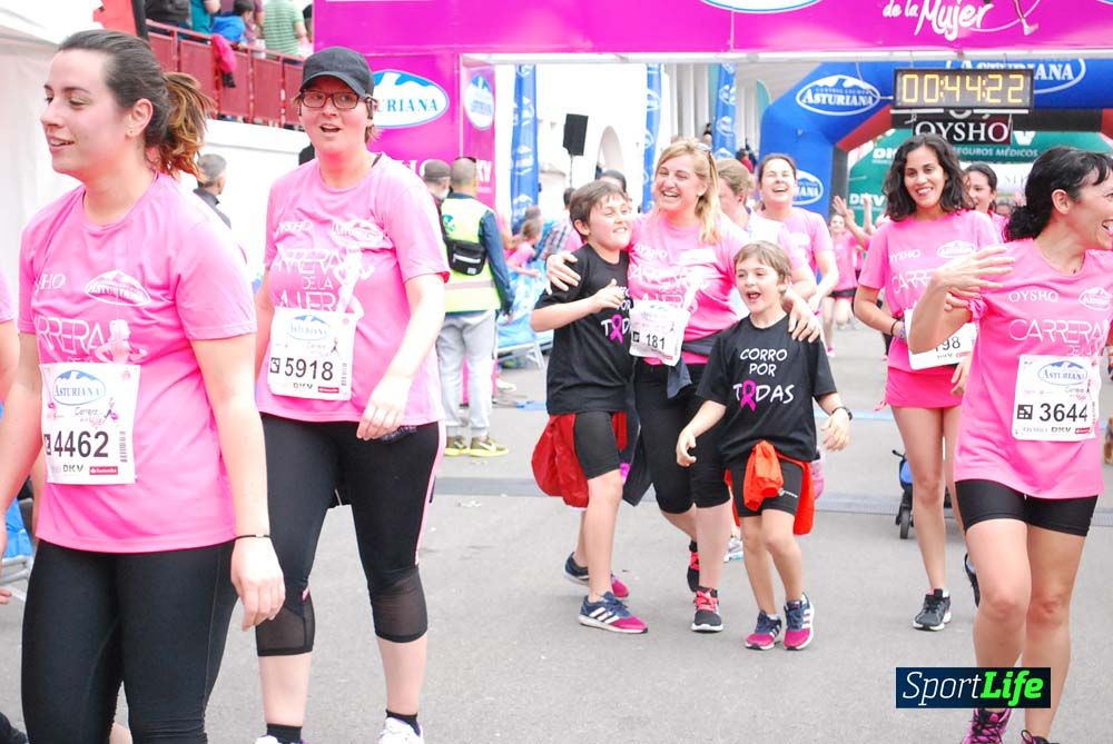 Carrera de la Mujer de Gijón meta 3 (de 41:44 a 45:40))