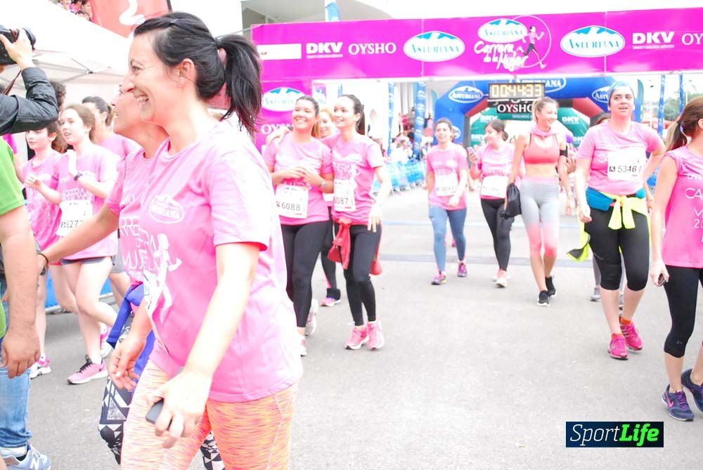Carrera de la Mujer de Gijón meta 3 (de 41:44 a 45:40))