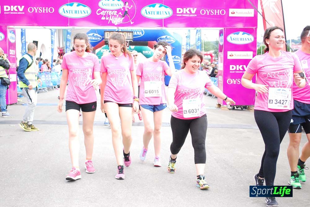 Carrera de la Mujer de Gijón meta 3 (de 41:44 a 45:40))