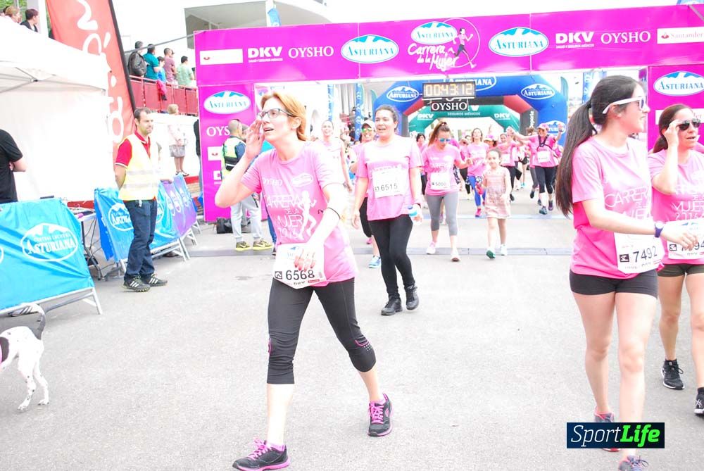 Carrera de la Mujer de Gijón meta 3 (de 41:44 a 45:40))