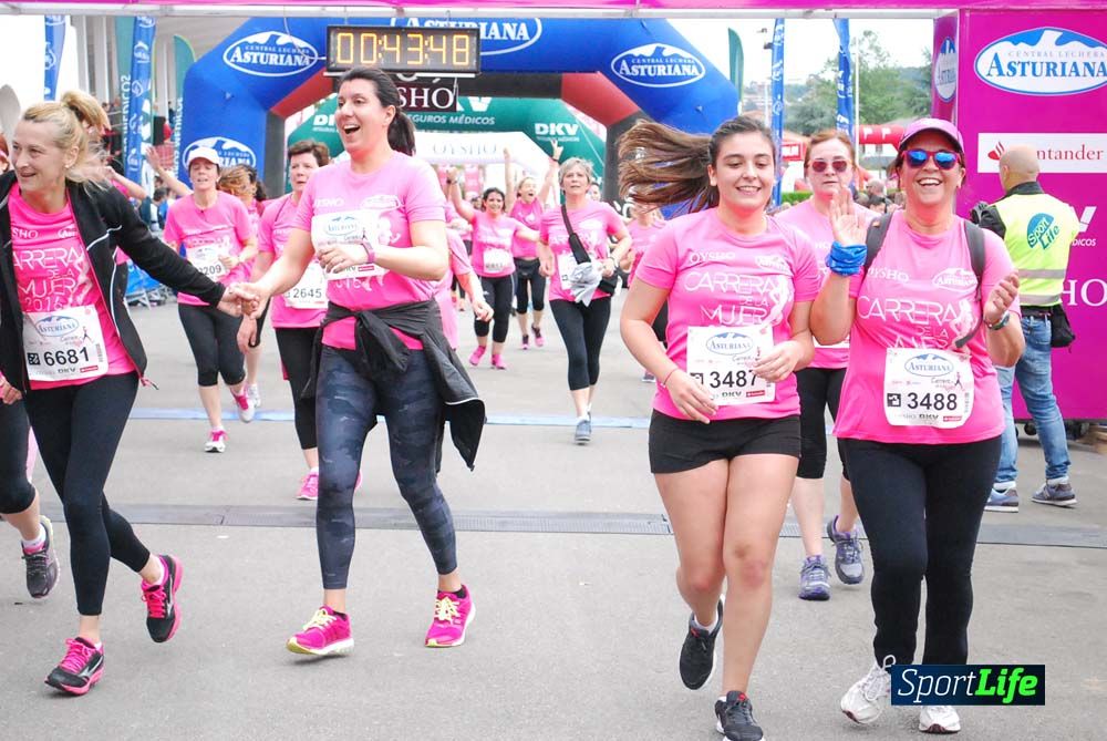 Carrera de la Mujer de Gijón meta 3 (de 41:44 a 45:40))