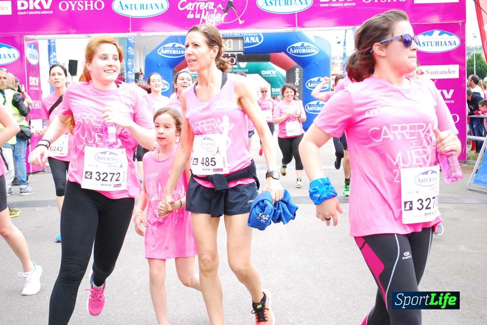 Carrera de la Mujer de Gijón meta 3 (de 41:44 a 45:40))